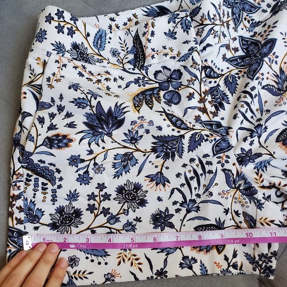 NWOT Ann Taylor LOFT Paisley/Floral Shorts - Picture 9 of 9